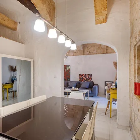 Tatil Evi 3br Townhouse With Private Pool And Bbq