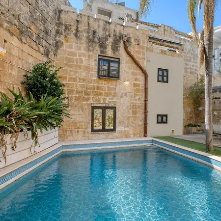 3br Townhouse With Private Pool And Bbq Tatil Evi Birkirkara